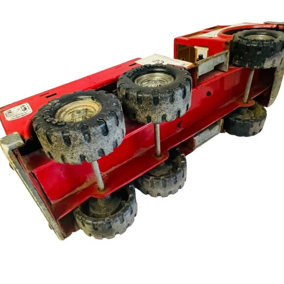 Vintage Large Tonka Toy Fire Truck Red Metal Plastic Model Rusty 1986 Metal  So - Picture 4 of 15